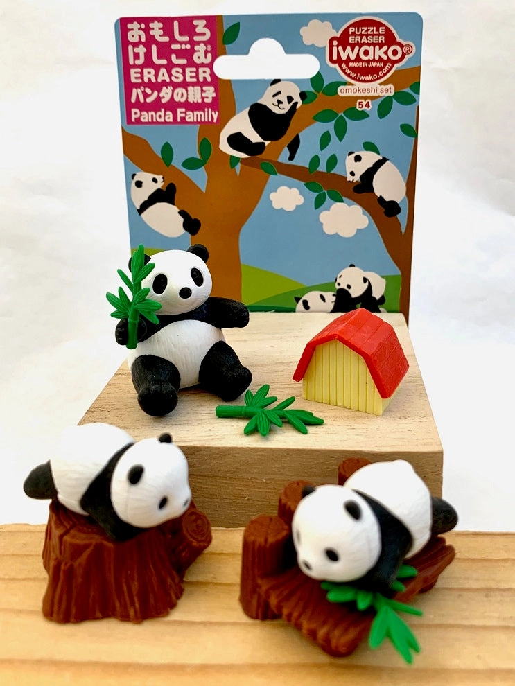 383001 IWAKO PANDA FAMILY ERASERS CARD-SINGLE