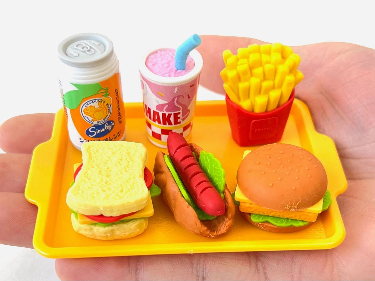 38331 IWAKO FAST FOOD ERASER CARD-10 CARDS