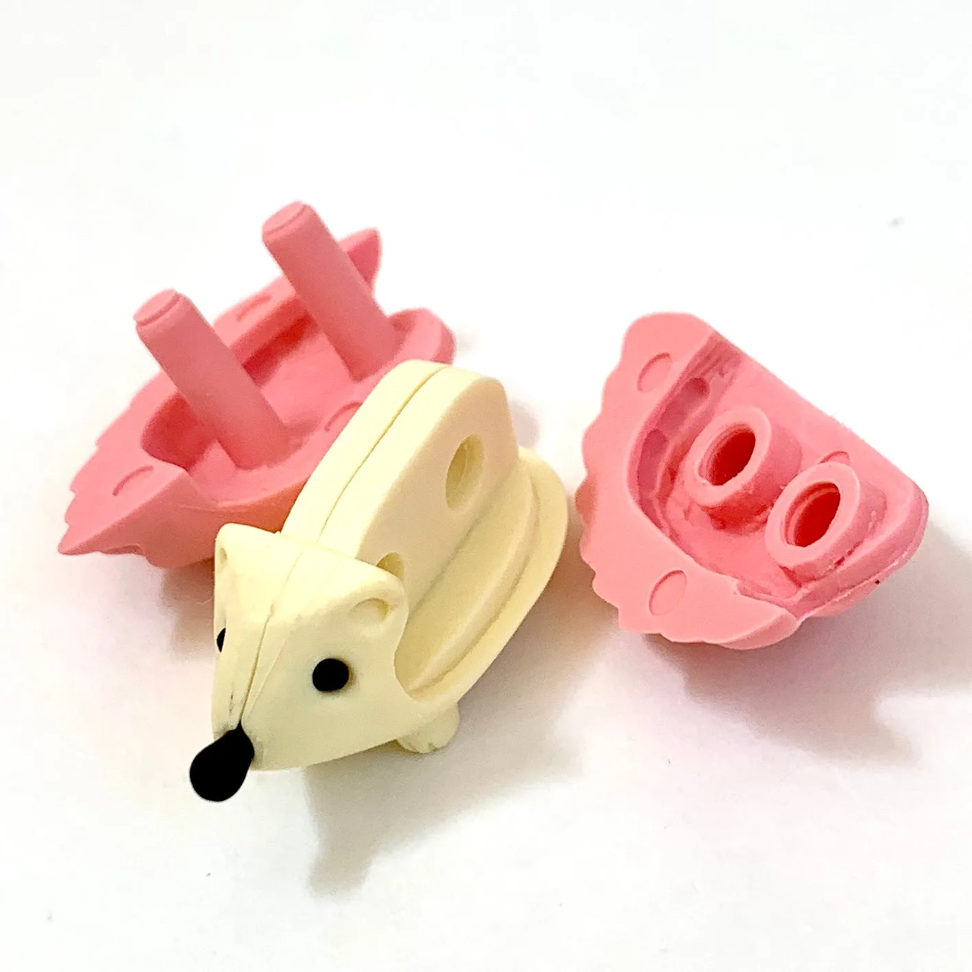 383491 IWAKO KAWAII ANIMAL ERASER CARD-SINGLE
