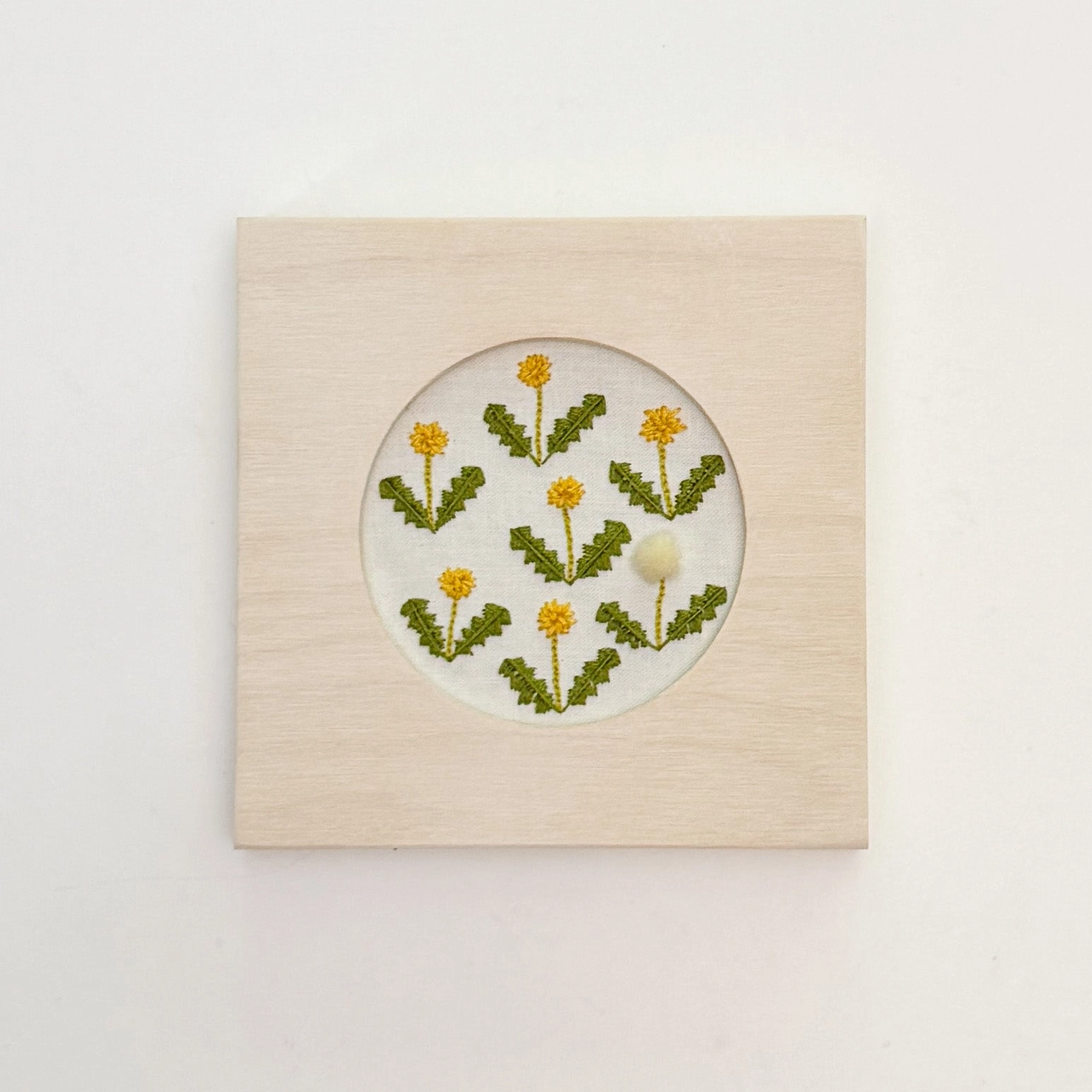 Dandelion Field Embroidery Kit with Frame