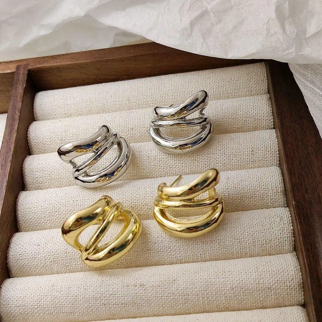 Interlocking Hoop Earrings - Fluffy