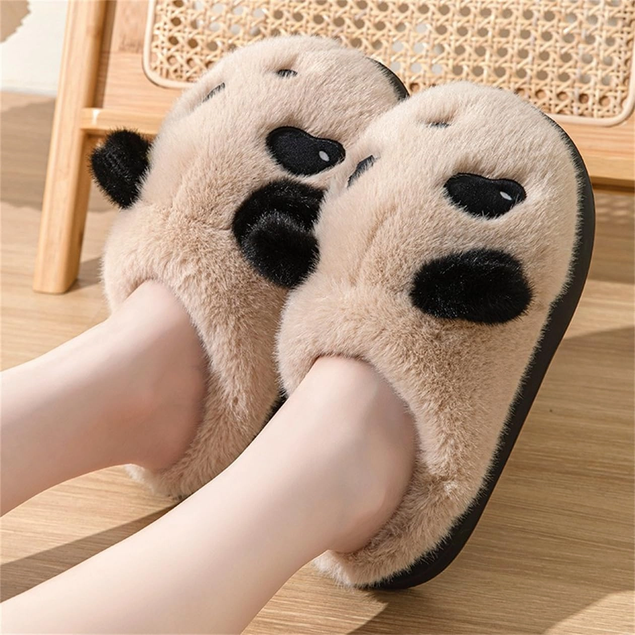 Panda Plush Animal Slippers - Warm & Soft Women's Home Slippers for Indoor/Outdoor