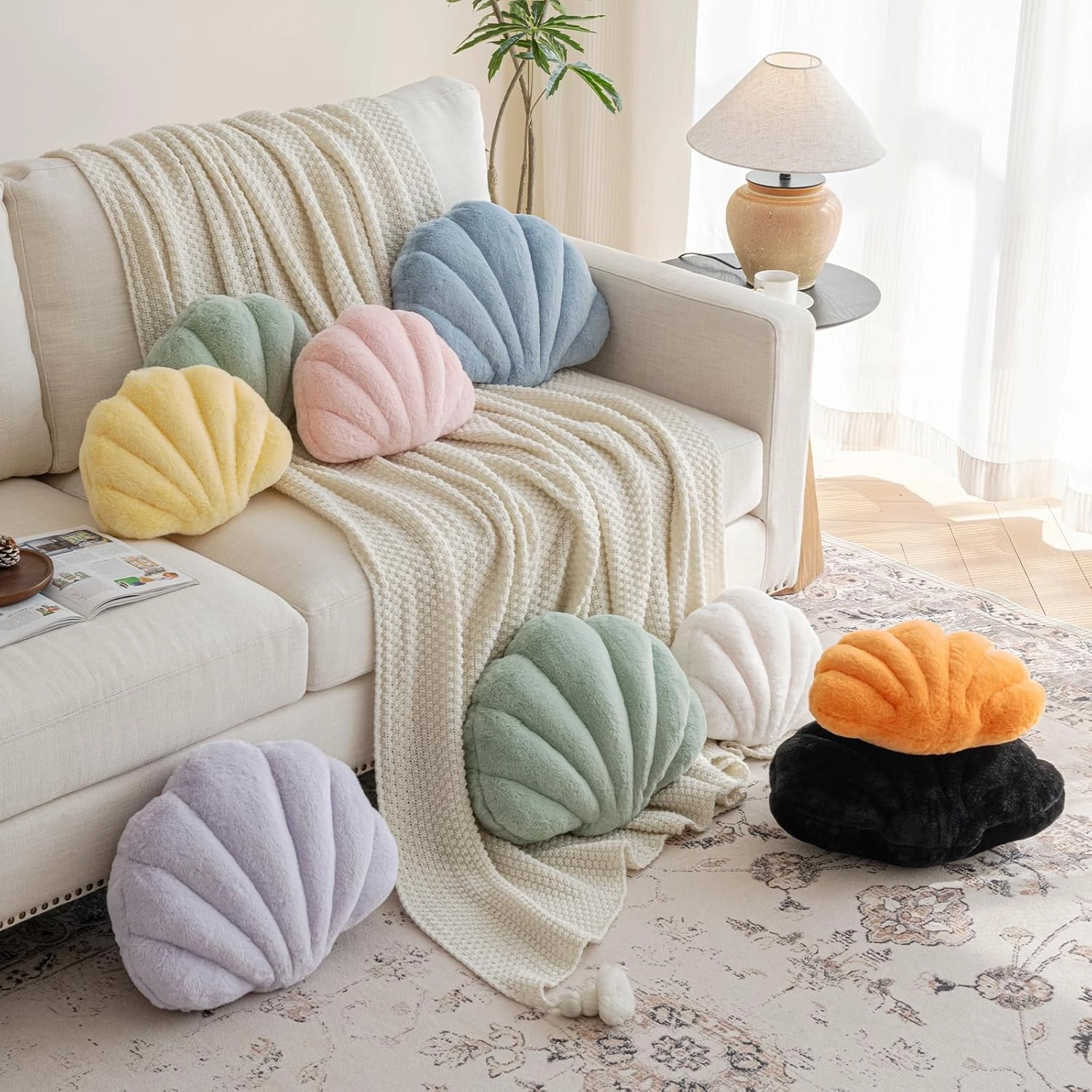 Shell Pillow, Seashell Throw Pillow with Soft Rabbit Plush for Couch Bed, Shell Shaped Decorative Ocean Pillow Stylish Beach Cushion Room Decor Aesthetic for Bedroom Livingroom