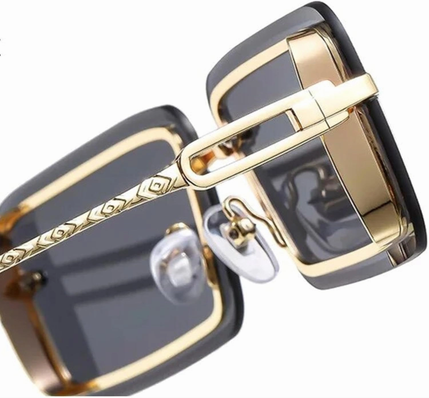 Stylish Small Metallic Gradient Color Classic Sunglasses for Men and Women Uv400