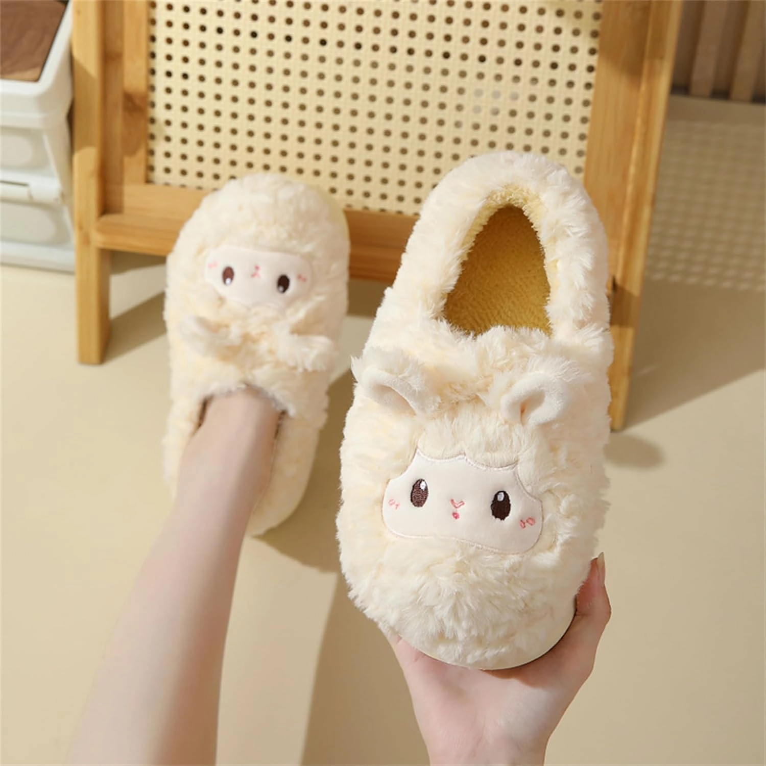 YILANLAN Animal Slippers for Women - Cute Sheep Cozy Winter Plush Soft Adult Home Cotton Slippers